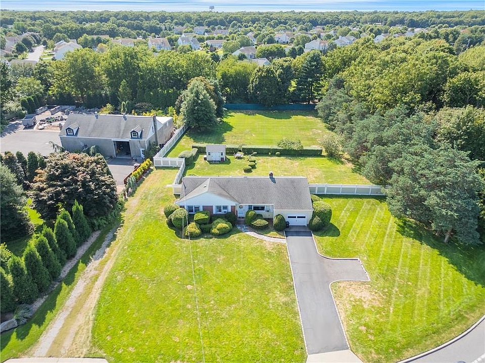 1st image of 202 Moriches Road