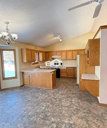 5th image of 473 Forsham Lake Dr