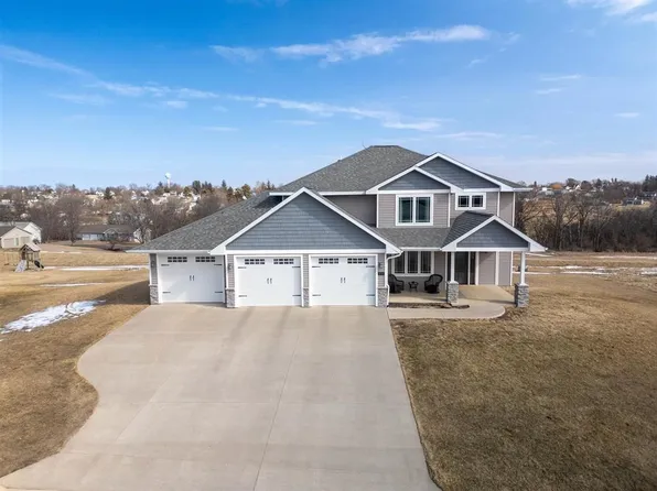 434 White St, Benton, WI 53803
