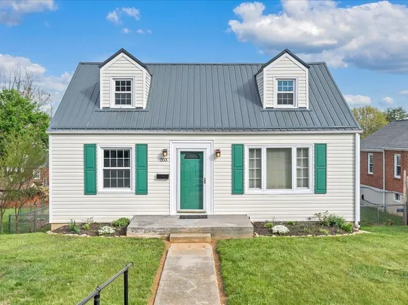 203 Arnold Ave, Radford, VA 24141