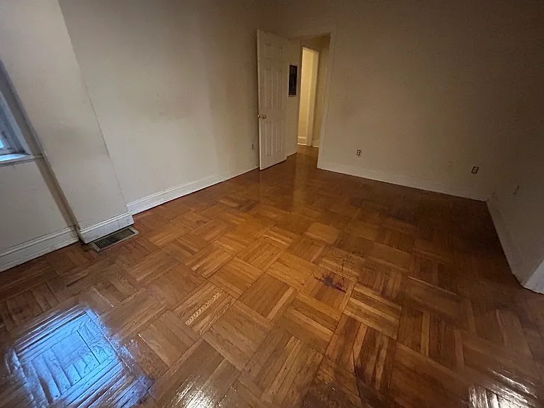 4163 Ridge Ave #1A — Photo 9