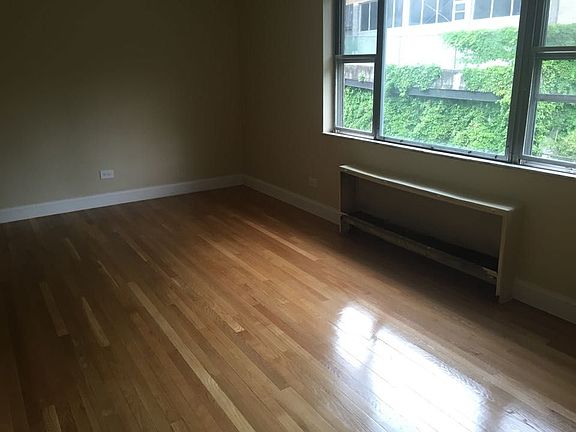 3rd image of 5420 Valles Ave
