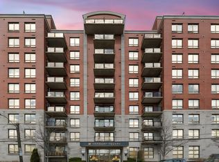 5839 Cunard St #201, Halifax, NS B3K 0B9