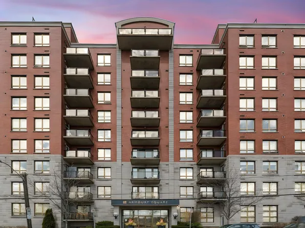 5839 Cunard St #201, Halifax, NS B3K 0B9