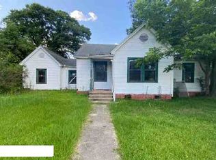 309 E School St, Atmore, AL 36502