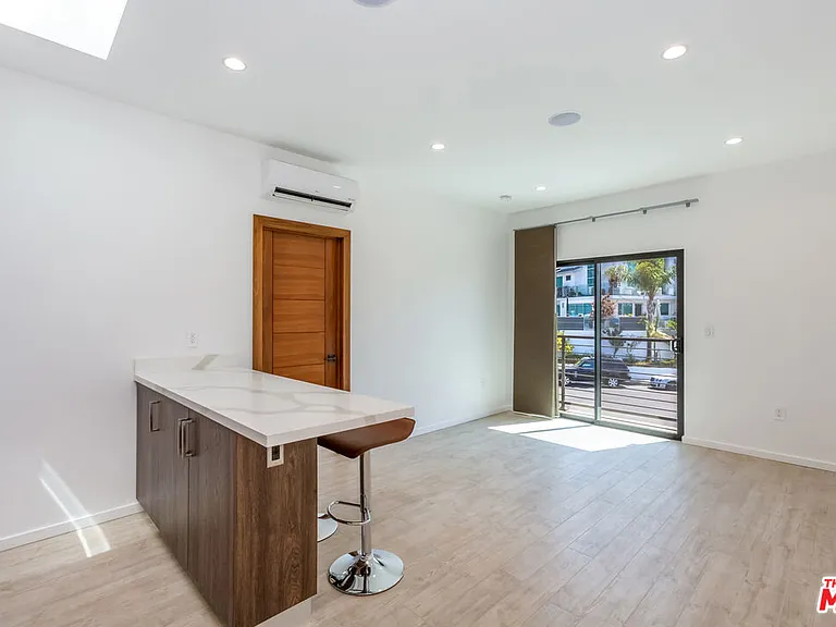 8012 Zeus Dr — Photo 8