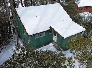 423 Sunset Forest Dr, Hawley, PA 18428