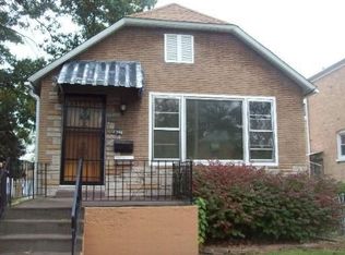 12348 S Sangamon St, Calumet Park, IL 60827