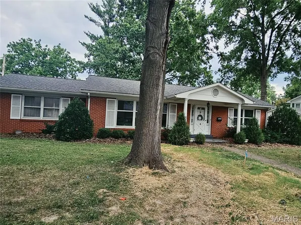 8 Friendship Ct, Troy, MO 63379
