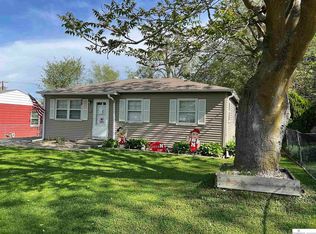 6114 Patterson St, Omaha, NE 68117