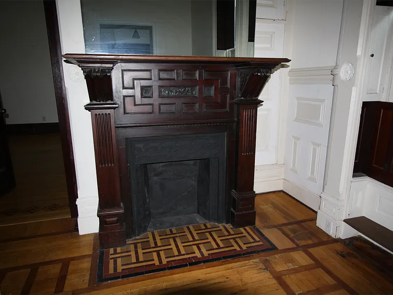 757 East Ave #2 — Photo 4