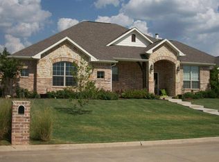 2712 Stone Hedge St, Mount Pleasant, TX 75455