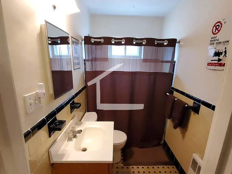 22 Brock St #L4 — Photo 5
