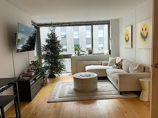 1st image of 90 Fulton St #15D