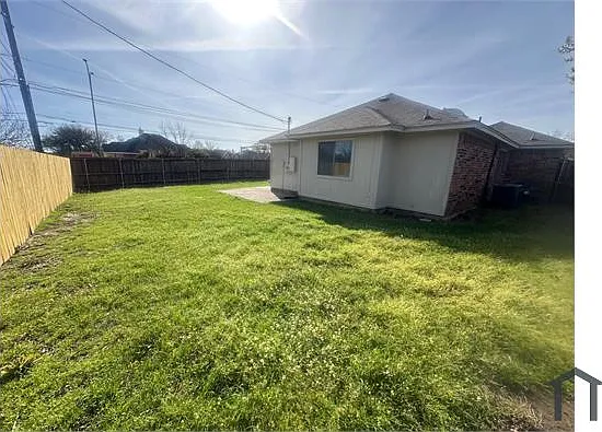 701 W Lynn Creek Dr — Photo 11