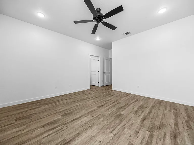 3613 Canvasback Trl #B — Photo 18