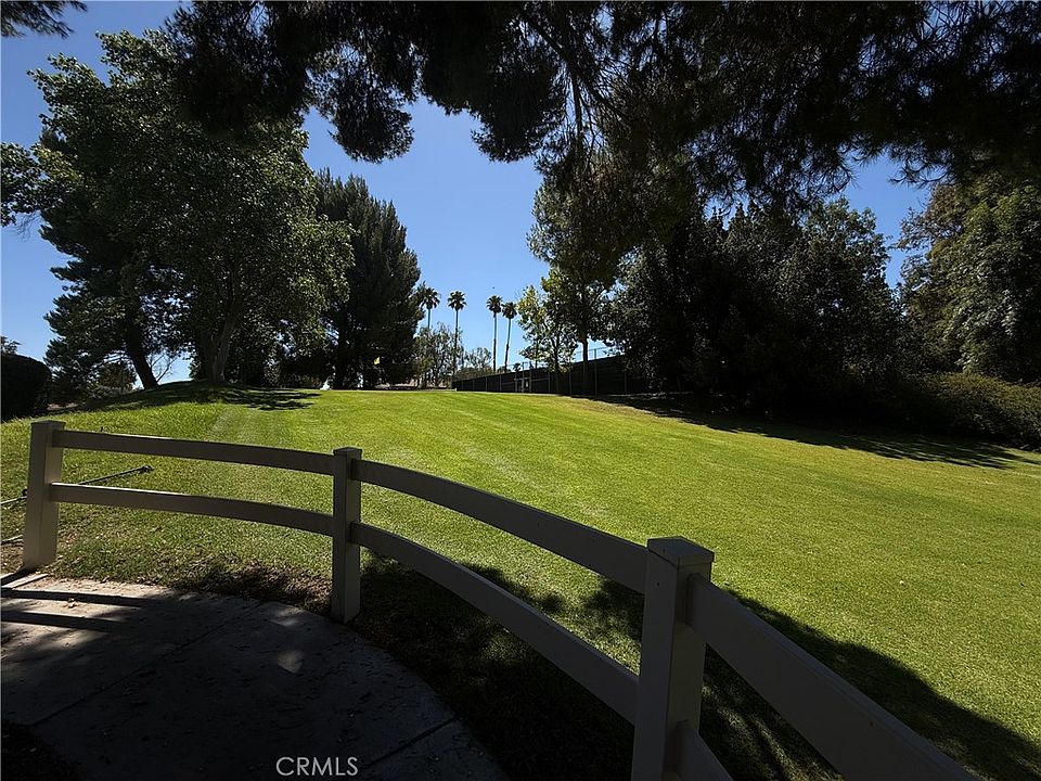 1st image of 19946 Avenue Of The Oaks