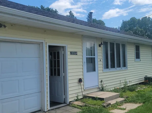 28864 Walnut St, Eldorado, IA 52175