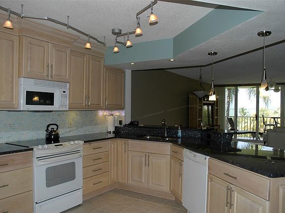 4th image of 5151 Isla Key Blvd S APT 324