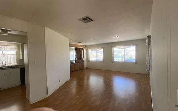 4th image of 1050 Borregas Ave #106