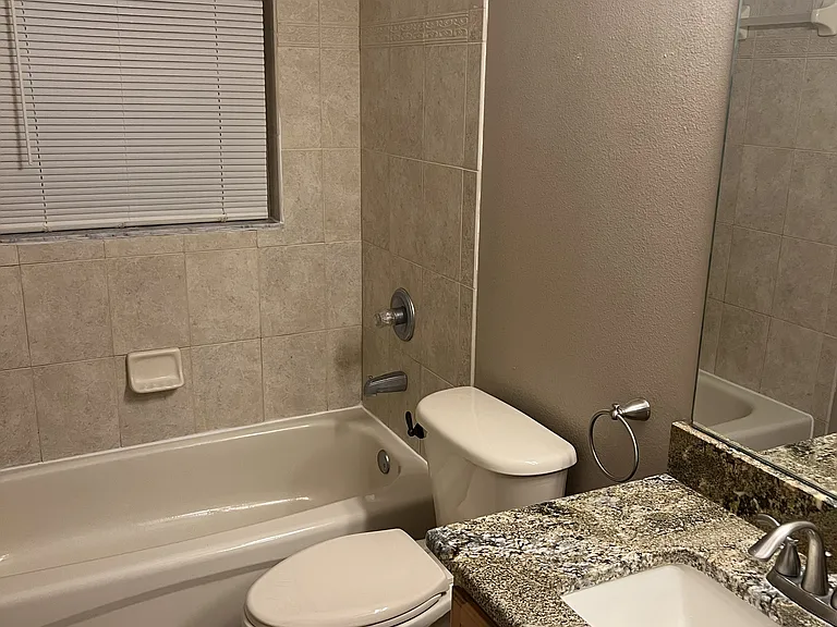 1127 Clearpointe Way — Photo 13