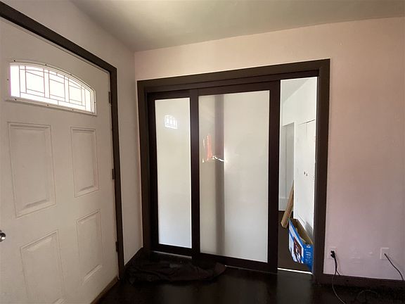 4th image of 2718 W Oklahoma Ave