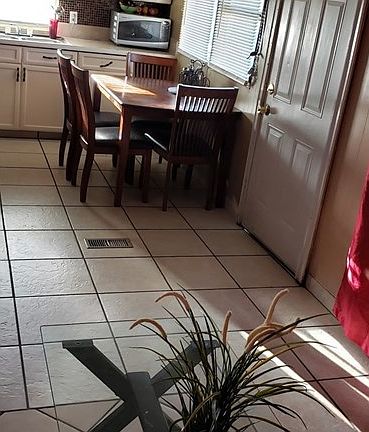 4th image of 1617 E Avenue I Spc 15