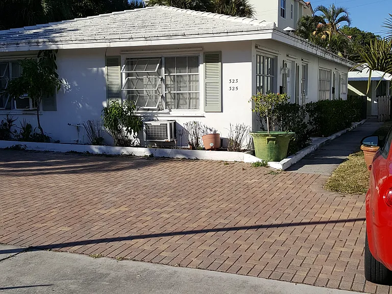 319 Kenilworth Blvd #B — Photo 17