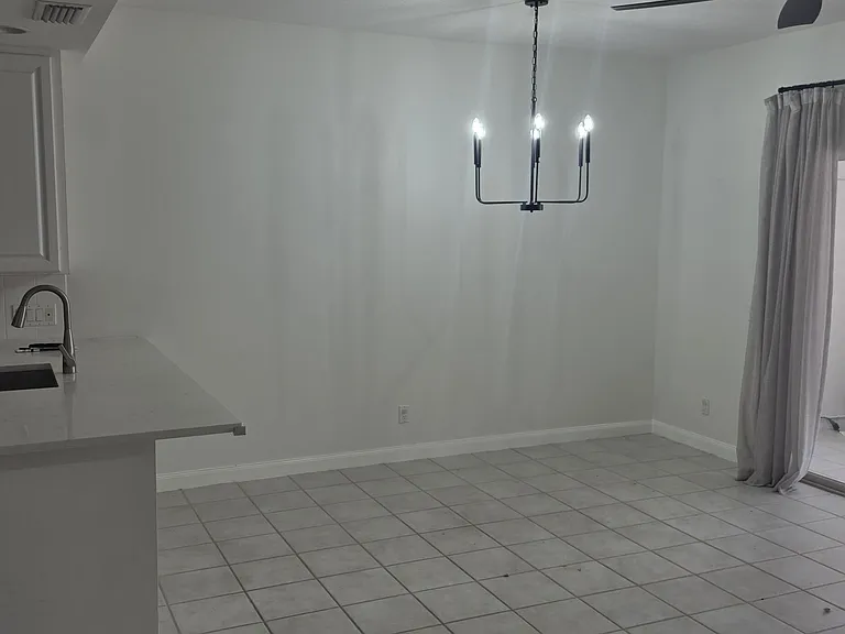 Tall Oaks Cir — Photo 6
