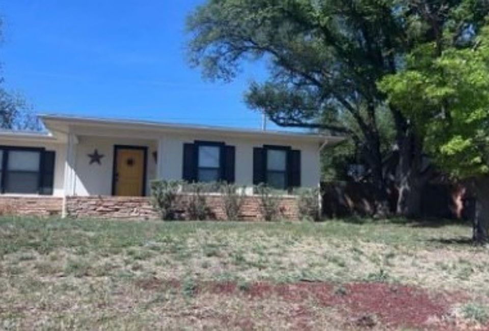2644 University Ave, San Angelo, TX 76904 Zillow