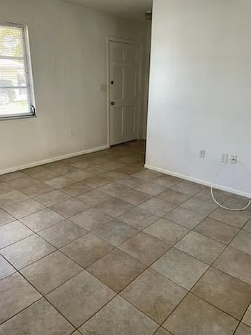 2 bed, 1156 sqft, $1,995 — Photo 4