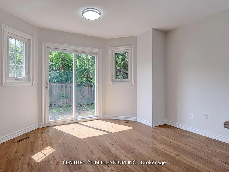 1572 Cartier Ct — Photo 11