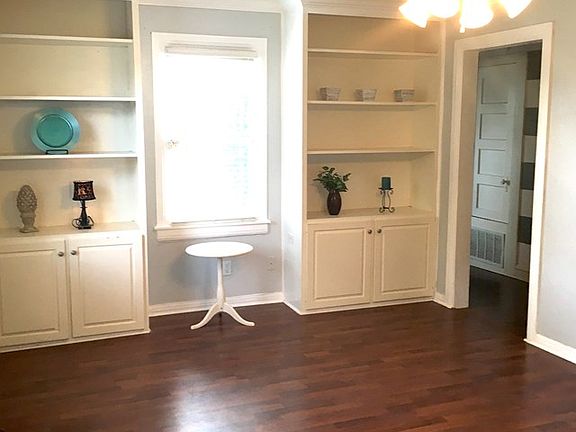 3rd image of 1403 W Tennessee Ave