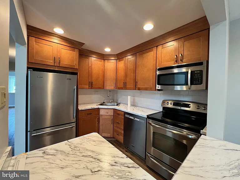76 Le Forge Ct #76 — Photo 2