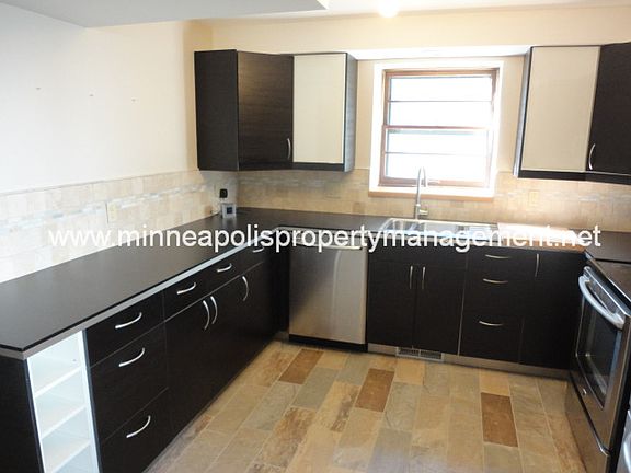4th image of 3310 Roosevelt Ct NE