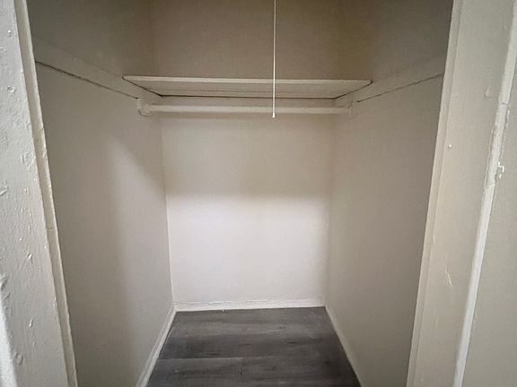 2nd image of 472 Howard Ave APT 2AA