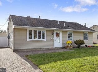 3708 Cedarcrest Rd, Bensalem, PA 19020