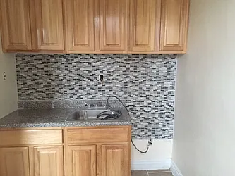 Rented by Premier Metro Realty Corp