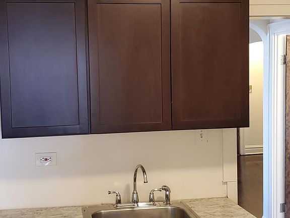 3rd image of 5046 W Diversey Ave #1R