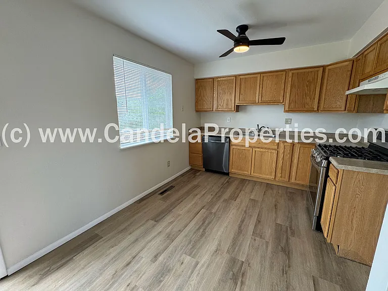 3703 Montebello Dr — Photo 10