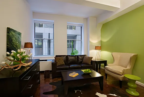 Rented by BLU Real Estate | media 19