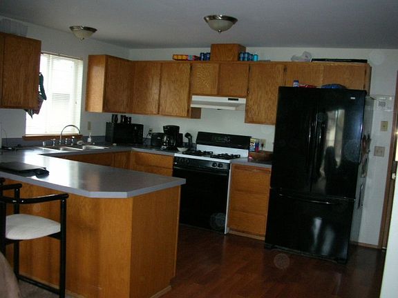 4th image of 8708 70th Dr NE