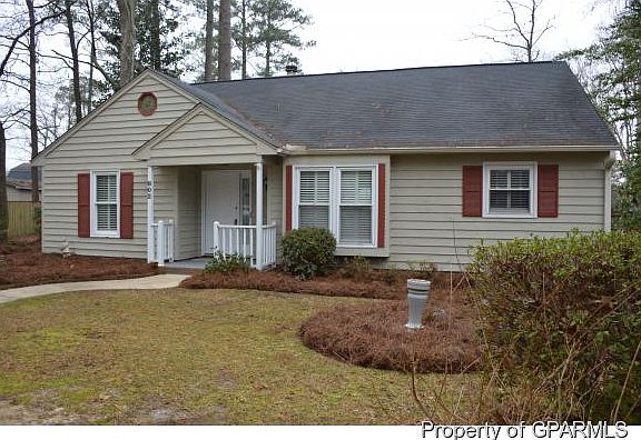2nd image of 802 Persimmon Pl