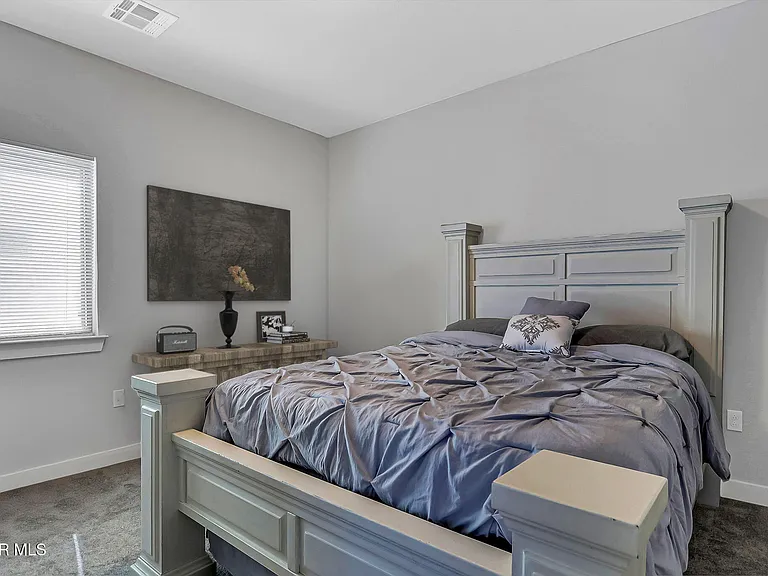 2420 Sammy Cervantes St — Photo 25