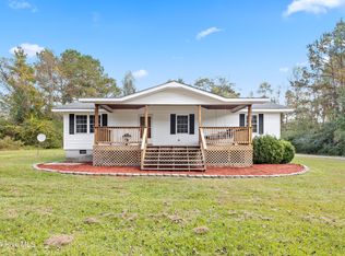 178 Barbee Rd, Richlands, NC 28574