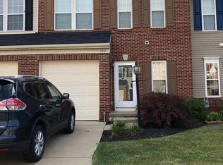 102 Marble Ct, Berea, OH 44017