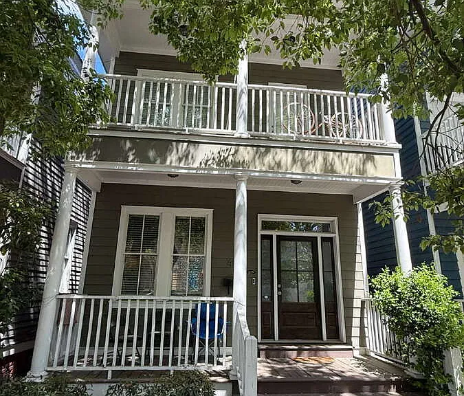 414 E Duffy St — Photo 40