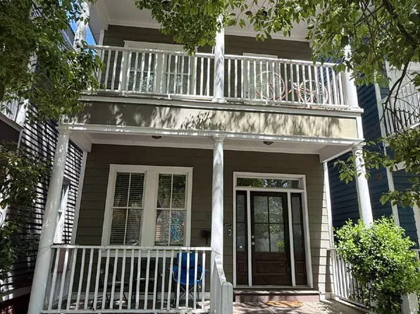 414 E Duffy St, Savannah, GA 31401