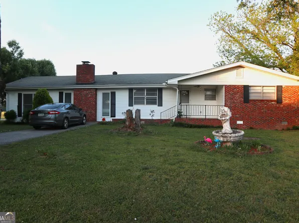 640 Gholston St, Comer, GA 30629