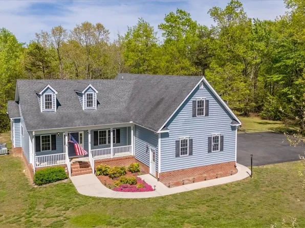 122 Beagle Run Dr, Bumpass, VA 23024